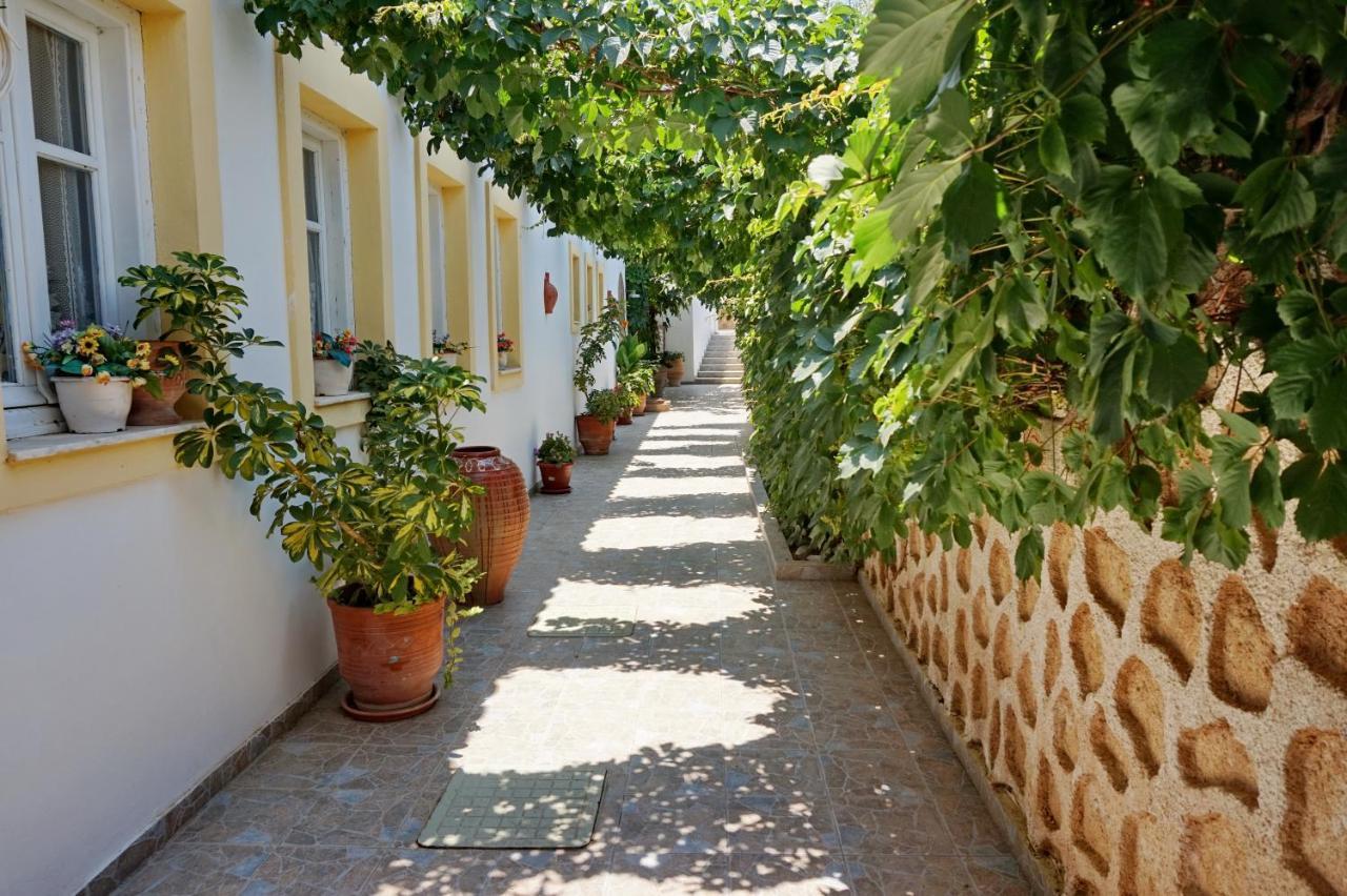 Laza Beach Skála المظهر الخارجي الصورة